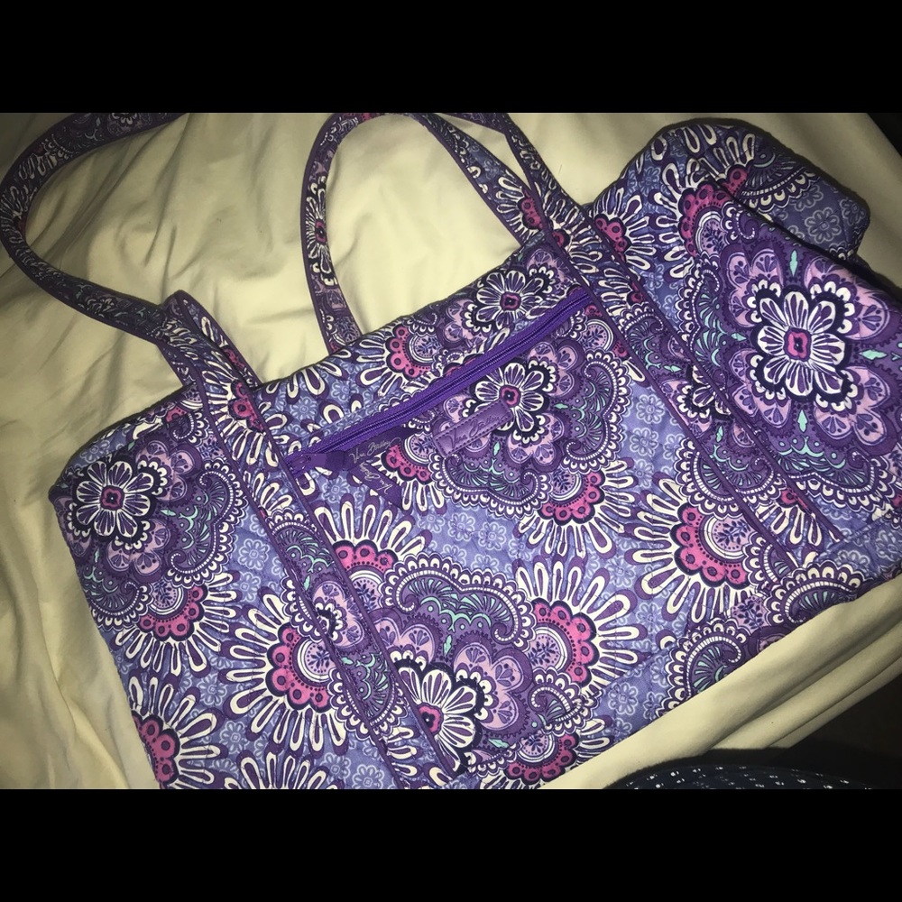 Vera Bradley large duffel bag